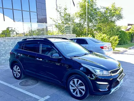 Kia Rio X-Line 2020 года за 8 100 000 тг. в Алматы – фото 2