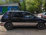Mitsubishi Space Wagon 1995 года за 1 250 000 тг. в Караганда – фото 2