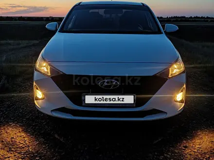 Hyundai Accent 2021 года за 9 000 000 тг. в Атбасар – фото 10