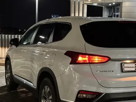 Hyundai Santa Fe 2019 года за 12 300 000 тг. в Атырау – фото 17
