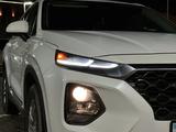Hyundai Santa Fe 2019 годаүшін12 300 000 тг. в Атырау – фото 4
