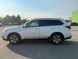 Mitsubishi Outlander 2019 года за 12 000 000 тг. в Актобе – фото 3