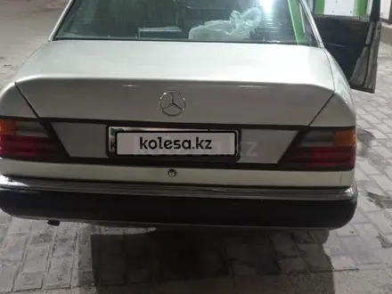 Mercedes-Benz E 220 1991 года за 1 500 000 тг. в Кордай – фото 5