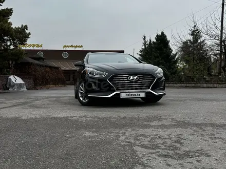 Hyundai Sonata 2018 года за 9 500 000 тг. в Алматы – фото 39