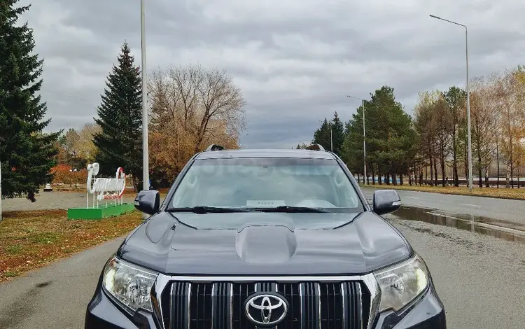 Toyota Land Cruiser Prado 2018 года за 21 250 000 тг. в Усть-Каменогорск