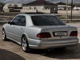 Mercedes-Benz E 320 1999 годаүшін4 500 000 тг. в Актау