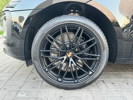 Porsche Macan 2025 года за 67 000 000 тг. в Алматы – фото 25