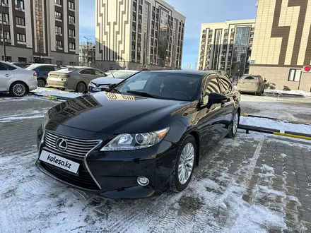 Lexus ES 250 2014 года за 12 000 000 тг. в Атырау