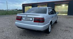 Volkswagen Passat 1994 годаүшін2 200 000 тг. в Лисаковск – фото 3