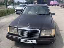 Mercedes-Benz E-Class, 1993