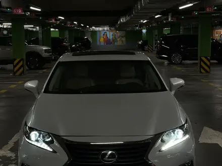 Lexus ES 300h 2015 года за 12 400 000 тг. в Алматы – фото 12