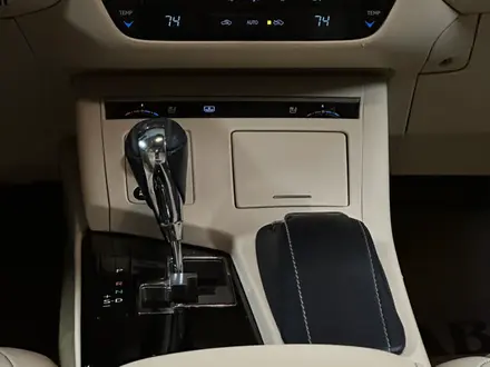 Lexus ES 300h 2015 года за 12 400 000 тг. в Алматы – фото 25