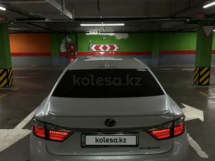 Lexus ES 300h 2015 года за 12 400 000 тг. в Алматы – фото 4