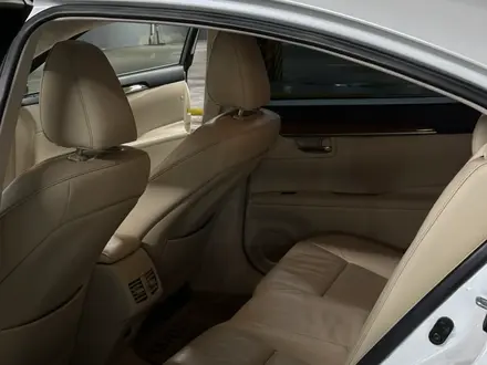 Lexus ES 300h 2015 года за 12 400 000 тг. в Алматы – фото 20