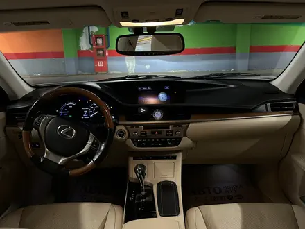 Lexus ES 300h 2015 года за 12 400 000 тг. в Алматы – фото 22