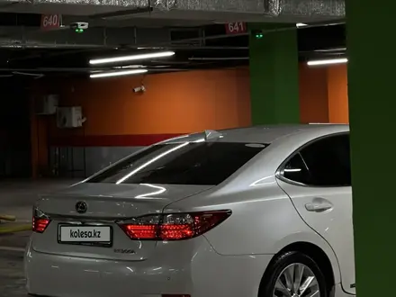Lexus ES 300h 2015 года за 12 400 000 тг. в Алматы – фото 6