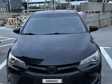 Toyota Camry 2015 года за 5 500 000 тг. в Атырау