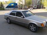 Mercedes-Benz E 230 1992 годаүшін1 400 000 тг. в Петропавловск – фото 3