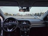 Hyundai Elantra 2019 года за 6 300 000 тг. в Атырау – фото 3