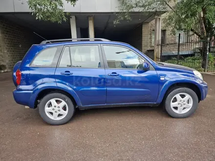 Toyota RAV4 2003 года за 5 500 000 тг. в Астана – фото 7