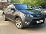 Toyota RAV4 2013 года за 8 980 000 тг. в Астана – фото 2