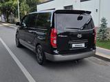 Hyundai Starex 2014 года за 13 100 000 тг. в Шымкент – фото 4
