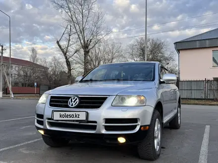 Volkswagen Touareg 2006 года за 5 700 000 тг. в Астана – фото 10