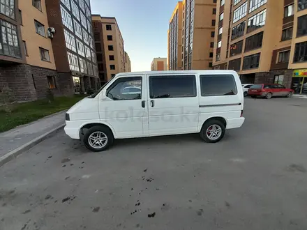 Volkswagen Caravelle 1994 года за 4 000 000 тг. в Кокшетау – фото 7