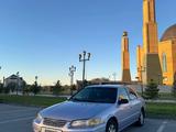 Toyota Camry 1998 года за 2 950 000 тг. в Семей