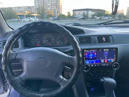 Toyota Camry 1998 года за 2 950 000 тг. в Семей – фото 4