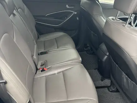 Hyundai Santa Fe 2016 года за 9 000 000 тг. в Караганда – фото 9