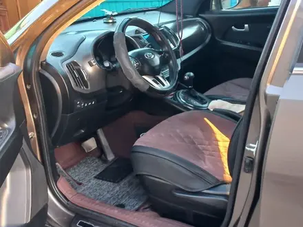 Kia Sportage 2013 года за 7 200 000 тг. в Семей – фото 10