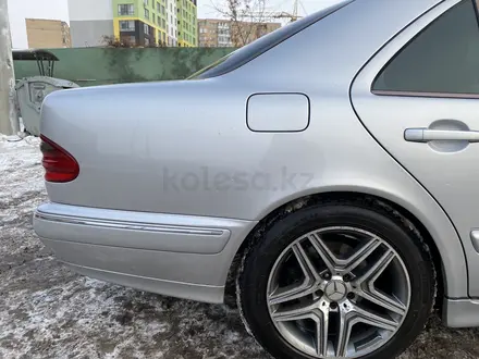 Mercedes-Benz E 320 1999 года за 4 100 000 тг. в Астана – фото 12