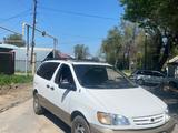 Toyota Sienna 2000 годаүшін4 500 000 тг. в Алматы