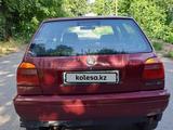 Volkswagen Golf 1995 года за 750 000 тг. в Алматы – фото 5