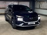 Hyundai Santa Fe 2022 года за 13 500 000 тг. в Астана – фото 2