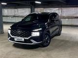 Hyundai Santa Fe 2022 года за 13 500 000 тг. в Астана