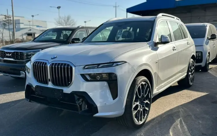 BMW X7 2024 года за 60 000 000 тг. в Шымкент