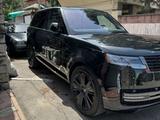 Land Rover Range Rover 2023 года за 94 000 000 тг. в Алматы – фото 2
