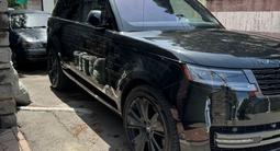 Land Rover Range Rover 2023 годаүшін94 000 000 тг. в Алматы – фото 2