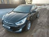 Hyundai Solaris 2014 года за 4 200 000 тг. в Щучинск – фото 2