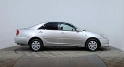 Toyota Camry 2004 годаүшін2 890 000 тг. в Астана – фото 4