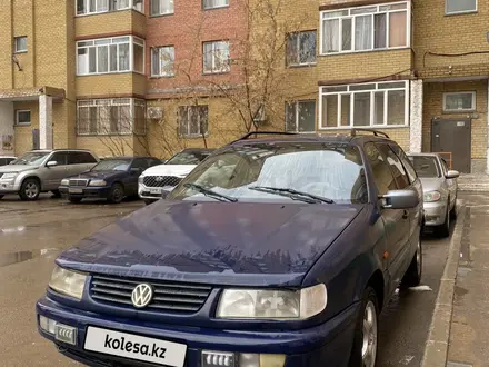 Volkswagen Passat 1994 года за 1 700 000 тг. в Астана