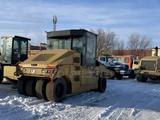 Caterpillar  Катки 2018 года за 19 800 000 тг. в Актобе – фото 3