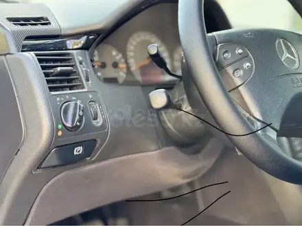 Mercedes-Benz E 320 1999 года за 4 000 000 тг. в Шымкент – фото 14