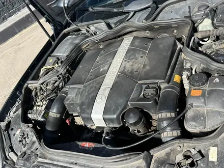 Mercedes-Benz E 320 2003 года за 4 200 000 тг. в Астана – фото 2