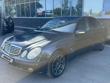 Mercedes-Benz E 320 2003 года за 4 200 000 тг. в Астана – фото 18