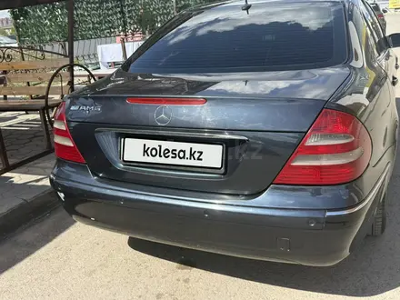Mercedes-Benz E 320 2003 года за 4 200 000 тг. в Астана – фото 24