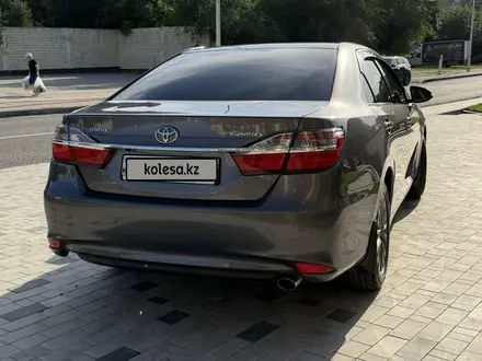 Toyota Camry 2015 года за 12 500 000 тг. в Шымкент – фото 3