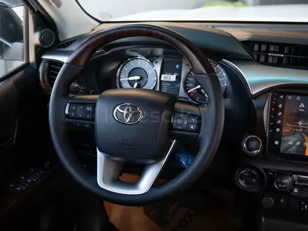 Toyota Hilux 2024 года за 27 800 000 тг. в Алматы – фото 11